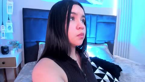 hanna  online show from December 2, 3:27 am