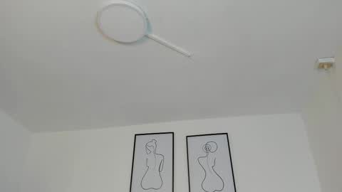 hanna__evans_ online show from September 12, 12:07 pm