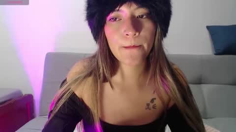 Hanna  online show from December 19, 2:29 am