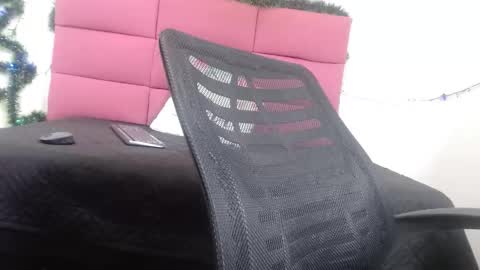 Hanna Palmer online show from December 28, 7:43 pm