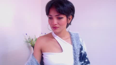 Snapshot of hanna_chloe chatting on January 26, 2:30 pm Sara online show from January 26, 2:30 pm
