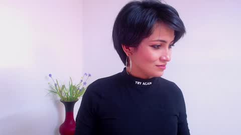 Snapshot of hanna_chloe chatting on January 20, 5:27 pm Sara online show from January 20, 5:27 pm