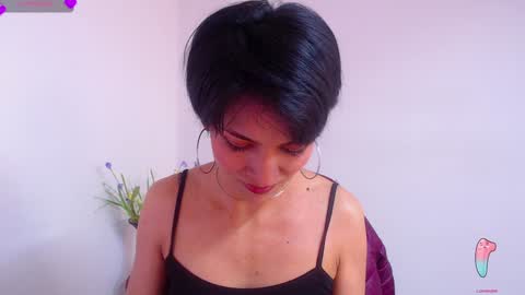 Snapshot of hanna_chloe chatting on January 17, 3:22 pm Sara online show from January 17, 3:22 pm