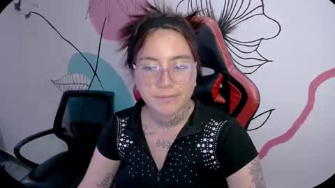 mara online show from June 13, 11:04 pm