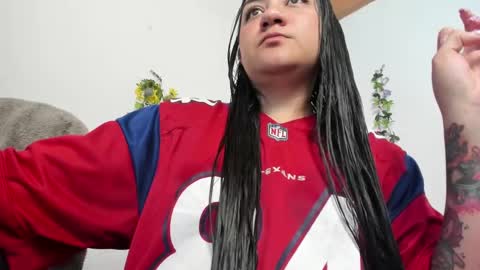 Camila online show from February 24, 7:09 pm