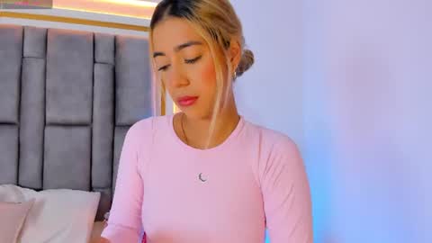 Eliana online show from June 28, 11:45 pm