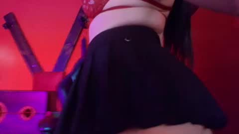 Hanna online show from November 27, 4:14 pm