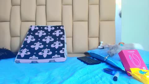 hannah_teehn online show from October 14, 7:28 pm