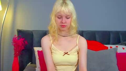 Hannah online show from June 18, 6:30 am