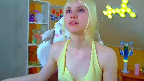 Hannah online show from June 28, 12:45 pm