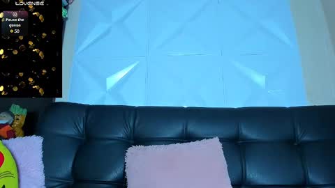 Snapshot of hannalopez02 chatting on March 7, 3:51 am Hanna Independent Model online show from March 7, 3:51 am