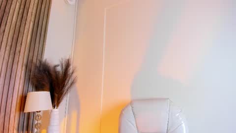 HannaPaola online show from July 2, 3:23 am