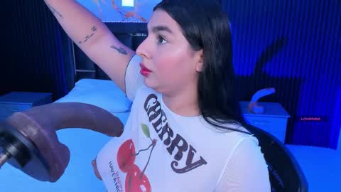 Hannasscott online show from October 24, 1:12 pm