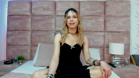 hannatayllor online show from July 10, 12:32 pm