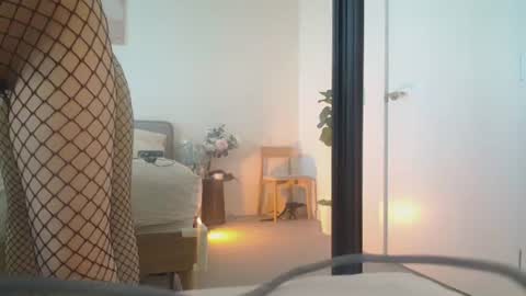 HannaVibe online show from July 18, 1:29 am