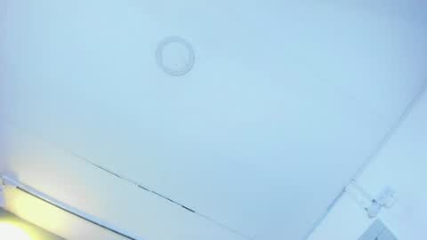 hannawen_ online show from June 11, 12:32 am