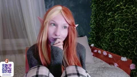 Snapshot of hannaxo1 chatting on October 6, 2:18 am Hannah online show from October 6, 2:18 am