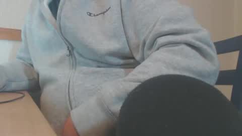 hannes_k online show from January 11, 5:24 am