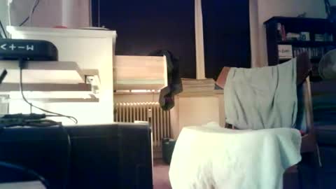 Hannsi64 online show from February 24, 8:01 pm