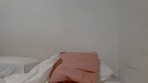 hanny online show from December 1, 1:25 am