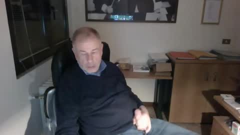 hanscooper online show from November 12, 4:42 pm