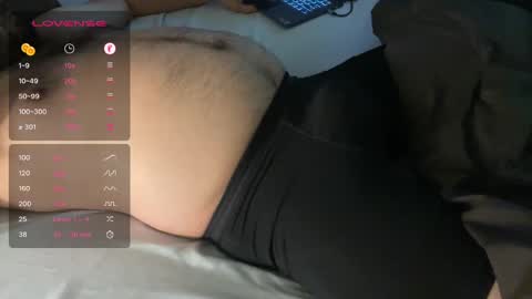 Snapshot of hansomeman2015 chatting on October 6, 5:25 am hansomeman2015 online show from October 6, 5:25 am