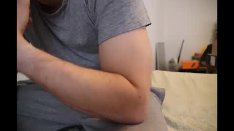 hanspeter26 online show from December 3, 8:48 am