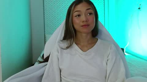 Anto online show from April 15, 1:58 pm