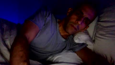 Snapshot of happy2334 chatting on October 3, 1:52 pm skysky6969 online show from October 3, 1:52 pm