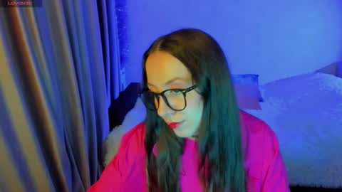 Snapshot of happystephanie chatting on October 5, 6:59 pm Stephanie online show from October 5, 6:59 pm