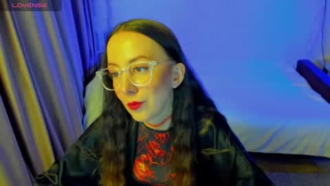 Stephanie online show from April 30, 8:14 pm