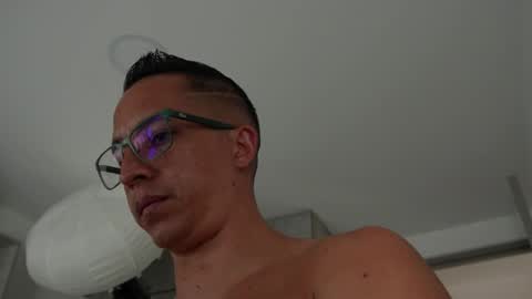 ASHLEY  HAROLD online show from April 6, 7:15 pm