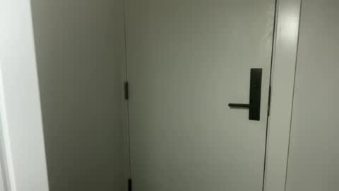 hard4you242 online show from September 14, 8:32 pm