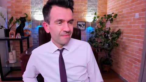 Steve online show from February 24, 2:15 pm