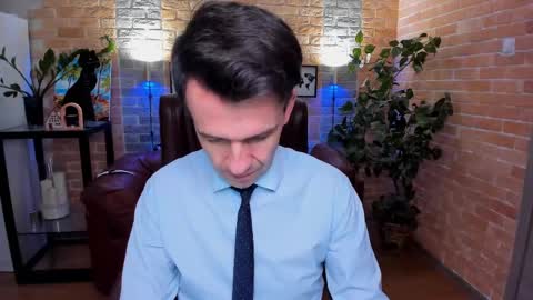 Steve online show from March 9, 2:10 pm