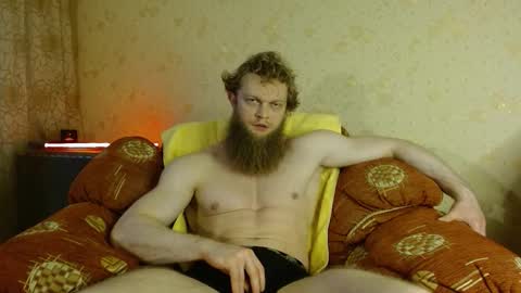 Valentino Hard online show from November 27, 7:05 am