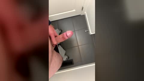 hardasfk69 online show from June 1, 1:51 am