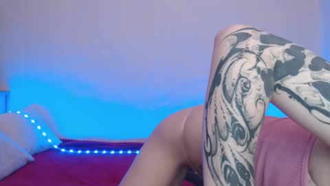 Emily online show from November 13, 11:29 pm