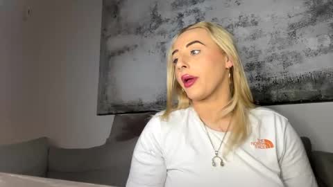 hardcoreslutxx online show from January 17, 9:50 pm