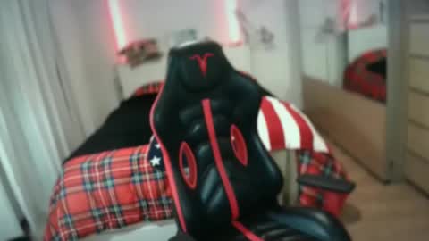 Snapshot of hardmattsteel chatting on December 11, 1:49 pm MATTSTEEL - ITALIAN STALLION online show from December 11, 1:49 pm