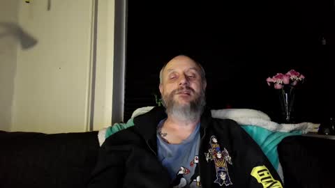 MrLazy online show from March 24, 6:47 pm