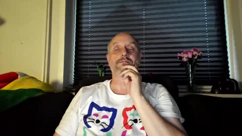 MrLazy online show from June 7, 7:08 pm