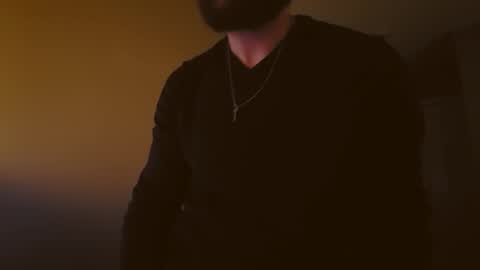 Tom online show from December 8, 2:25 am