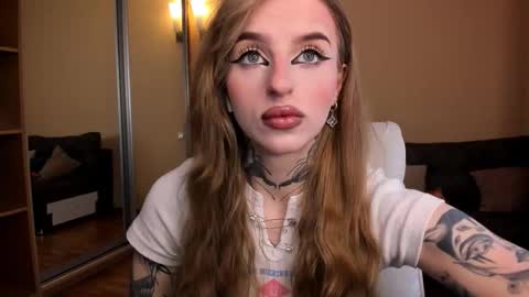 Julia online show from March 20, 4:50 am