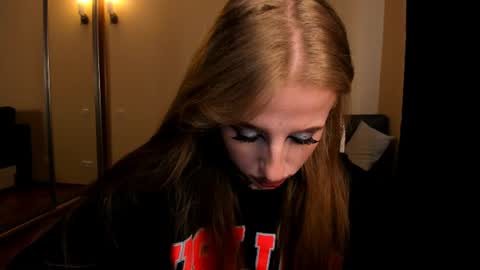 Julia online show from June 12, 6:12 am