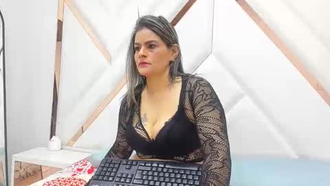 harleyhot_ online show from March 19, 8:14 pm