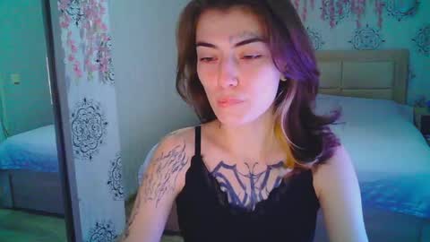 Harris Lola online show from May 24, 4:13 pm