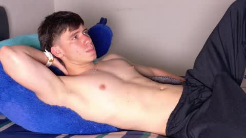 Sebastian online show from June 9, 1:39 am