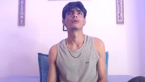 Snapshot of harrythomson1 chatting on February 20, 9:33 am harry thomson online show from February 20, 9:33 am