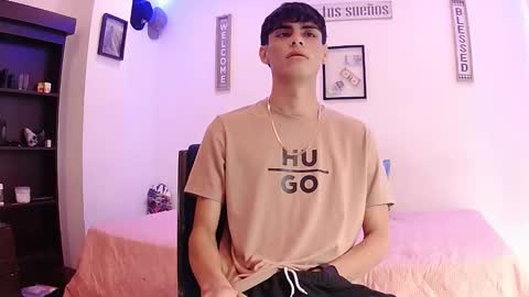 Snapshot of harrythomson1 chatting on September 11, 6:20 pm harry thomson online show from September 11, 6:20 pm